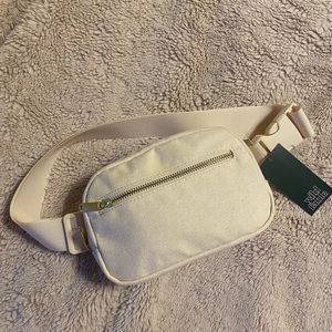 Wild Fable Cream Colored Fanny Pack